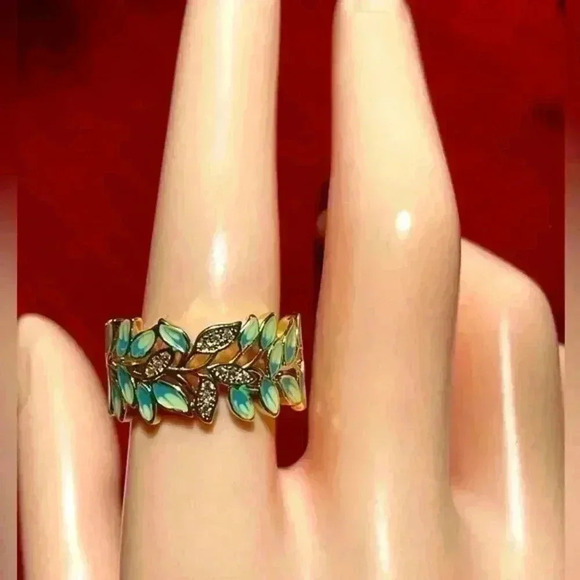 New 18k Yellow Gold Over Sterling Silver White Sapphires Ivy Leaf Band R… - Picture 3 of 6